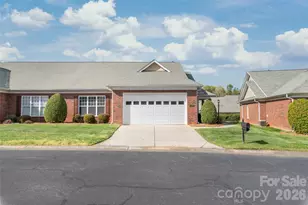 13440 Mint Lake Dr, Matthews, NC 28105 - Photo 2