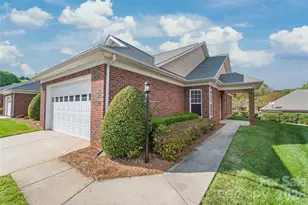 13440 Mint Lake Dr, Matthews, NC 28105 - Photo 6