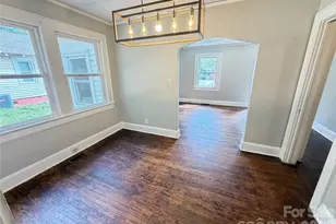 2212 Camp Greene St, Charlotte, NC 28208 - Photo 6