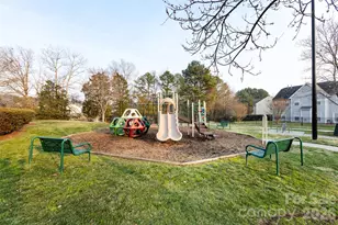 2705 Gosling Terrace Rd, Charlotte, NC 28262 - Photo 38