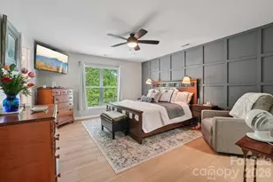 4818 Fonthill Ln, Charlotte, NC 28210 - Photo 4