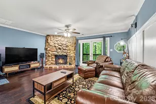7443 Newmans Ln, Charlotte, NC 28270 - Photo 8