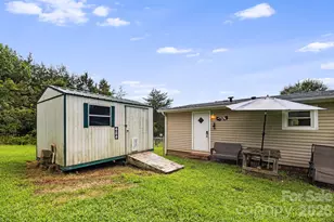 2490 Painters Gap Rd, Union Mills, NC 28167 - Photo 24