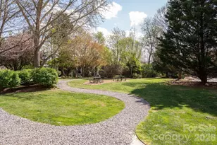 123 Appeldoorn Cir, Asheville, NC 28803 - Photo 26