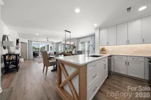 18679 Vineyard Point Ln, Cornelius, NC 28031 - Photo 14