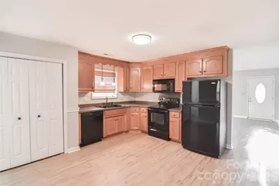 110 Pratt Street, Belmont, NC 28012 - Photo 6