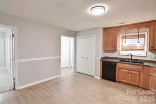 110 Pratt St, Belmont, NC 28012 - Photo 8