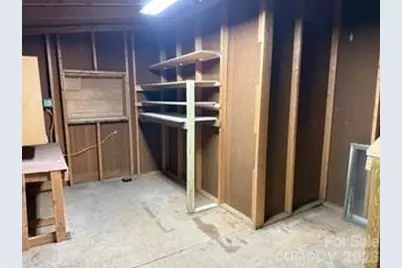 7 N Mitchell Avenue, Bakersville, NC 28705 - Photo 16