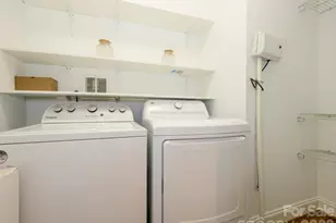 1929 Mecklenburg Ave, Charlotte, NC 28205 - Photo 26