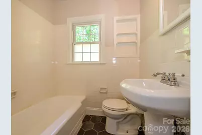 1929 Mecklenburg Avenue, Charlotte, NC 28205 - Photo 24