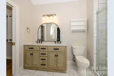 1929 Mecklenburg Avenue, Charlotte, NC 28205 - Photo 20