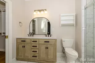 1929 Mecklenburg Ave, Charlotte, NC 28205 - Photo 20