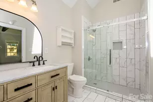 1929 Mecklenburg Ave, Charlotte, NC 28205 - Photo 26