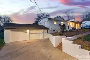 11 Clinton St, Weaverville, NC 28787 - Photo 4