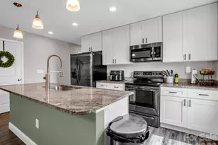 9 Shadowlawn Dr, Asheville, NC 28806 - Photo 4