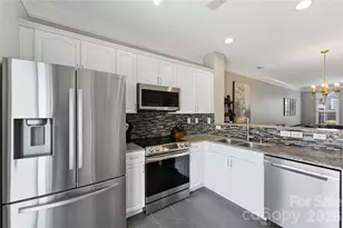 8341 Scotney Bluff Avenue, Charlotte, NC 28273 - Photo 2