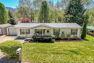 233 4th St, Waynesville, NC 28786 - Photo 30