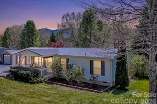 233 4th St, Waynesville, NC 28786 - Photo 8