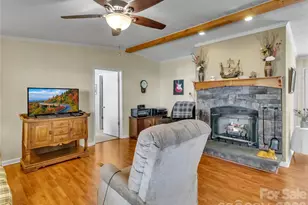 233 4th St, Waynesville, NC 28786 - Photo 10