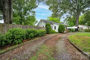 703 Dellinger Rd, Shelby, NC 28152 - Photo 26