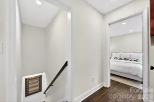 1226 Mockingbird Ln, Charlotte, NC 28209 - Photo 32