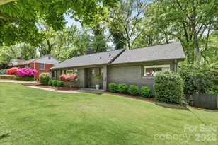 1226 Mockingbird Ln, Charlotte, NC 28209 - Photo 4