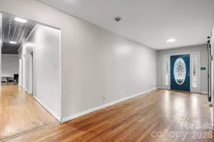 1604 4th St NE, Hickory, NC 28601 - Photo 6