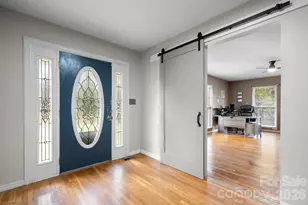 1604 4th St NE, Hickory, NC 28601 - Photo 4