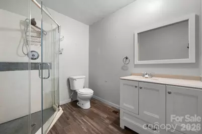 1604 4th Street NE, Hickory, NC 28601 - Photo 28