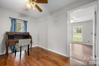 1604 4th Street NE, Hickory, NC 28601 - Photo 26