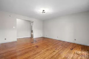 1604 4th St NE, Hickory, NC 28601 - Photo 14