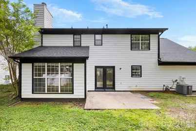8413 Woodford Bridge Drive, Charlotte, NC 28216 - Photo 28