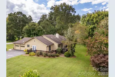 504 Crooked Creek Road, Hendersonville, NC 28739 - Photo 34