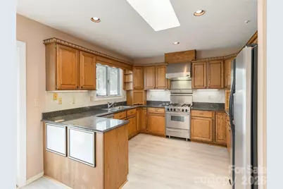 504 Crooked Creek Road, Hendersonville, NC 28739 - Photo 20