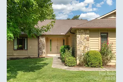 504 Crooked Creek Road, Hendersonville, NC 28739 - Photo 2