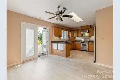 504 Crooked Creek Road, Hendersonville, NC 28739 - Photo 16