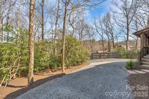 572 Skyland View Dr, Blowing Rock, NC 28605 - Photo 8