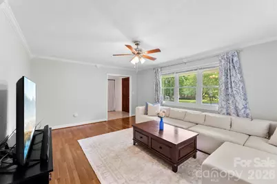 2200 Simmons Street, Gastonia, NC 28052 - Photo 2