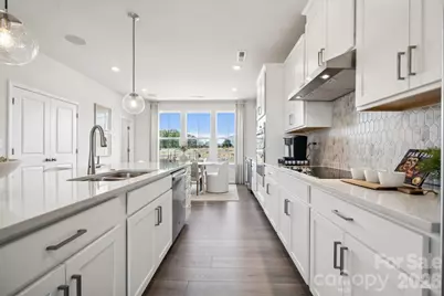 1804 Alexander Village Main Drive, Charlotte, NC 28262 - Photo 10