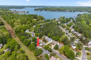 1317 Shimmer Light Cir, Rock Hill, SC 29732 - Photo 2