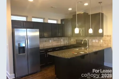 951 Warren Burgess Lane, Charlotte, NC 28205 - Photo 2