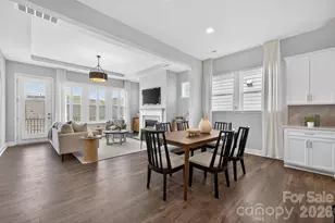 18018 Grey Mossrun Dr, Charlotte, NC 28278 - Photo 16