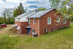 1720 Cane Creek Rd, Fletcher, NC 28732 - Photo 2