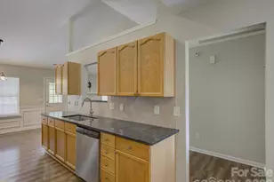 1530 Hollythorne Dr, Rock Hill, SC 29732 - Photo 12