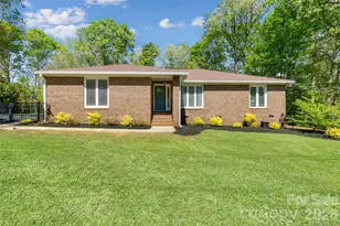 3654 S Dobys Bridge Rd, Fort Mill, SC 29715 - Photo 4
