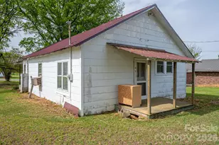 7440 W Nc 27 Hwy, Vale, NC 28168 - Photo 8