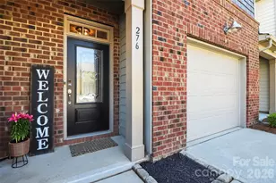 276 Ascot Run Wy, Fort Mill, SC 29715 - Photo 1