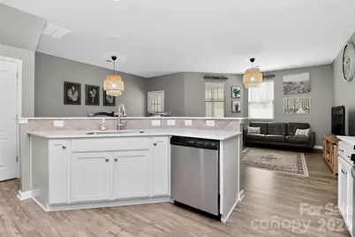 276 Ascot Run Way, Fort Mill, SC 29715 - Photo 8