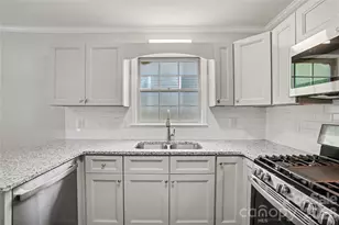 8412 Terra Cotta Dr, Charlotte, NC 28215 - Photo 8