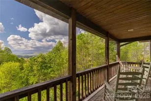 219 Sandalwood Dr, Whittier, NC 28789 - Photo 6